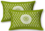 Cotton (90x100 Inch) Double Size Bedsheet With 2 Pillow Cover in Green Color Image 3