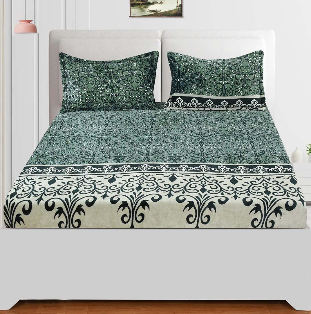 Woolen (78x72 Inch) Double Size Bedsheet With 2 Pillow Cover in Multicolor Image 3