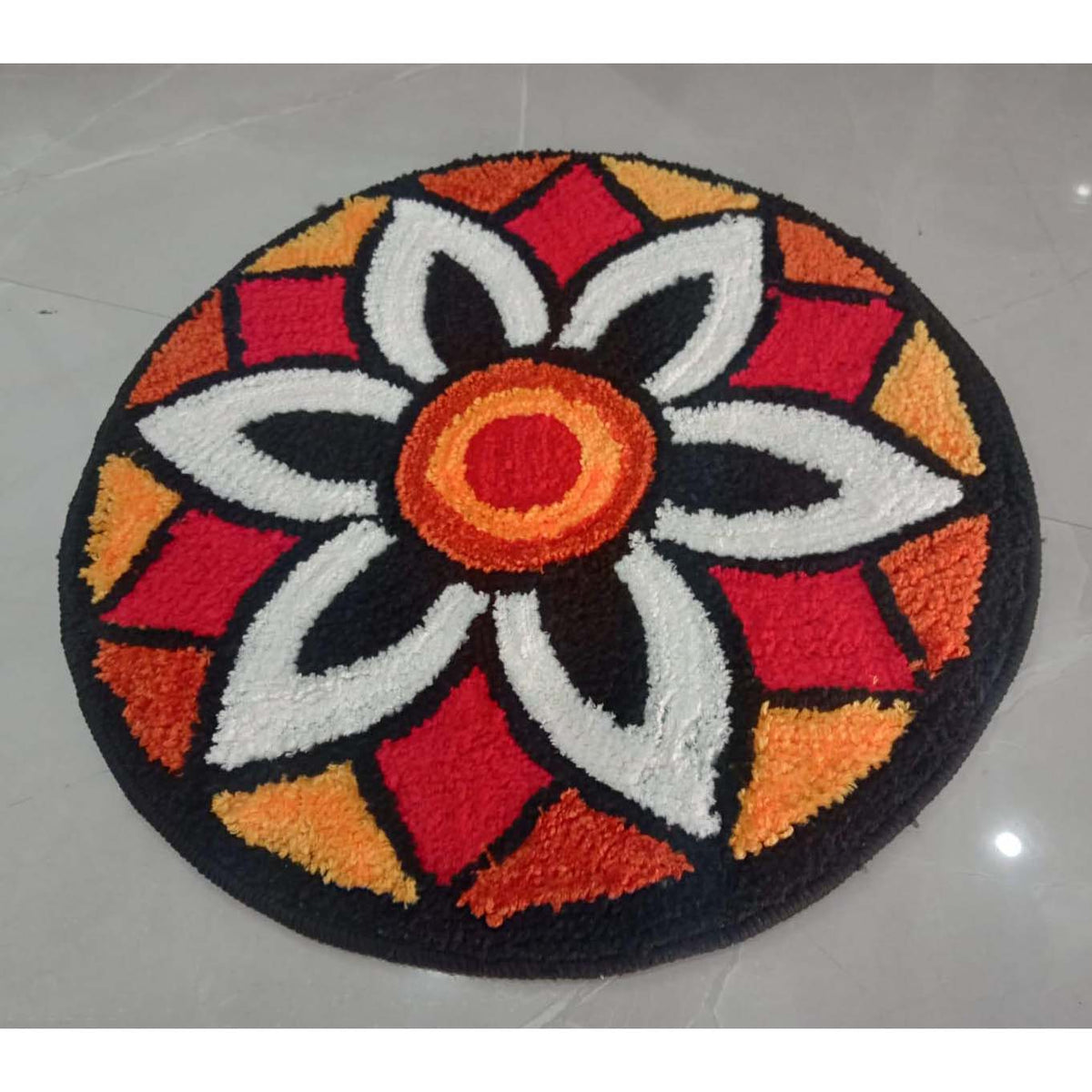 Polyester Anti-Slip Doormat for Home & Bathroom Entrance Multicolor round Mat (24 Inch) Image 2