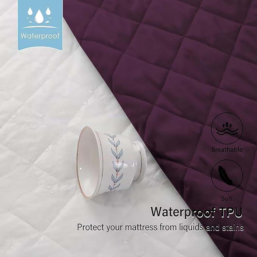 Quilted Fabric (72x78 Inch) Double Size Bedsheet With 2 Pillow Cover in Violet Color Image 3