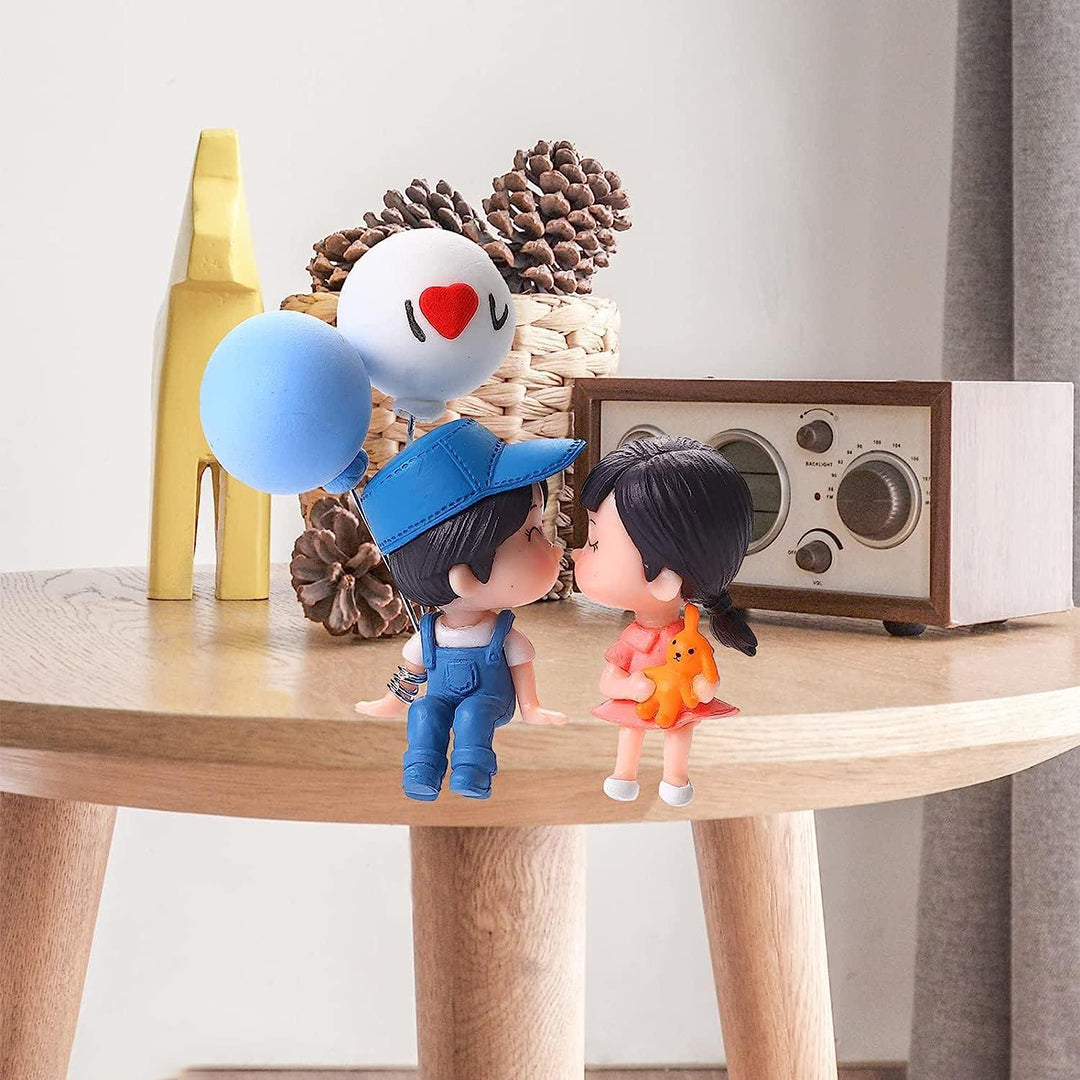 Resin Handcrafted Bride Kissing Groom Romantic Couple Statue Decorative Showpiece Valentine Gift For Girlfriend Boyfriend Husband Wife Valentine Day Gifts Valentine Day Decoration Items Image 1