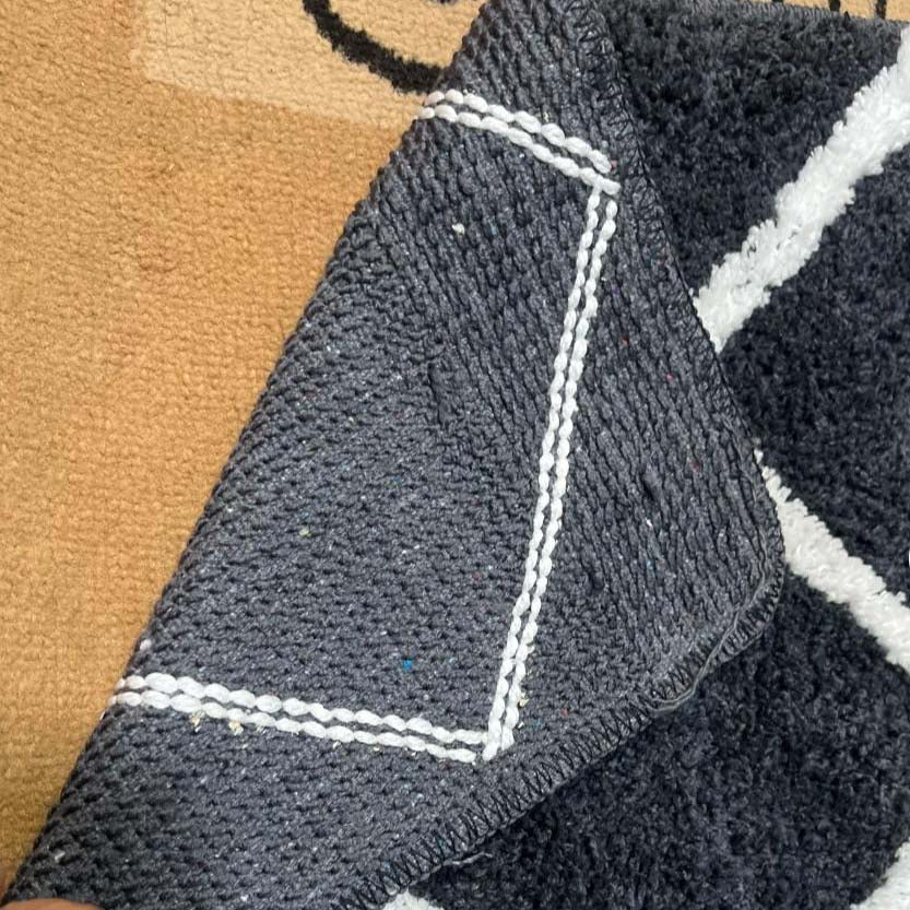 Microfiber Anti-Slip Doormat for Home & Bathroom Entrance Grey Rectangular Mat (2x5 Feet) Image 4